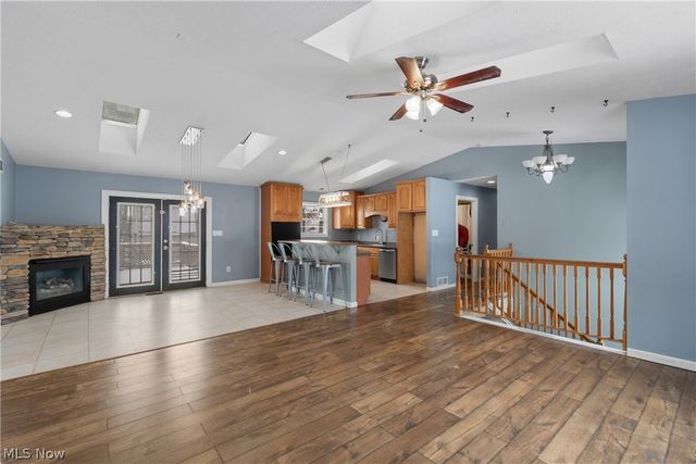 4885 Will Drive, New Franklin, OH 44319