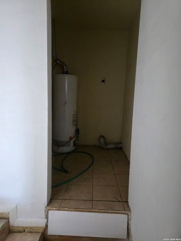 527 Griggs, San Antonio, TX 78228