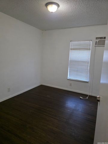 527 Griggs, San Antonio, TX 78228