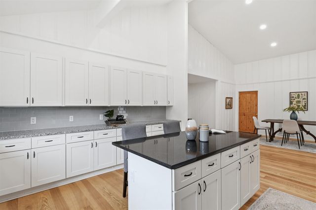 5524 Pinnacle Valley Road, Little Rock, AR 72223