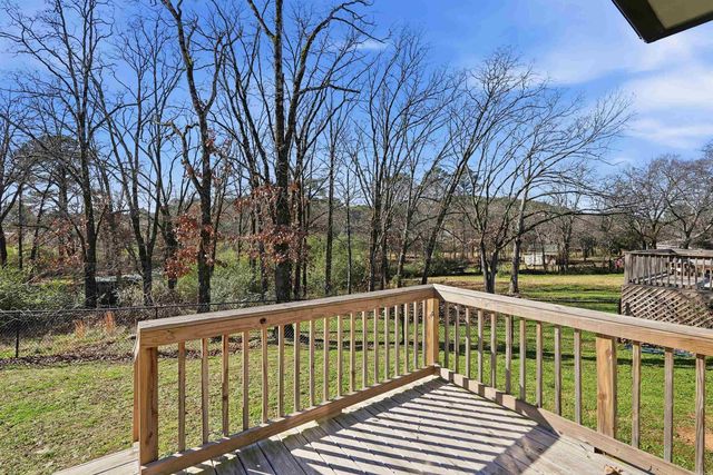 5524 Pinnacle Valley Road, Little Rock, AR 72223