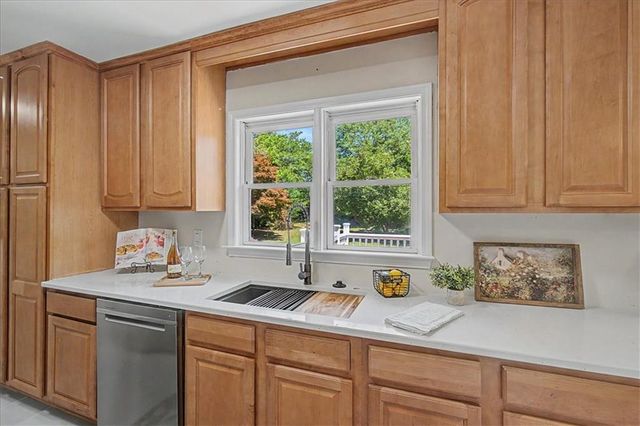 2265 Brandon Court NE, Marietta, GA 30066
