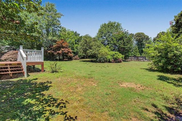 2265 Brandon Court NE, Marietta, GA 30066