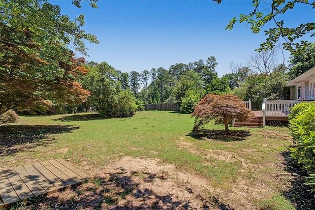 2265 Brandon Court NE, Marietta, GA 30066