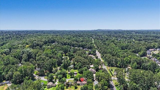 2265 Brandon Court NE, Marietta, GA 30066
