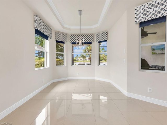 8893 Redonda DR, Naples, FL 34114
