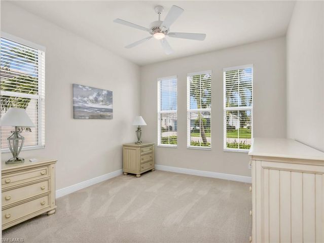 8893 Redonda DR, Naples, FL 34114