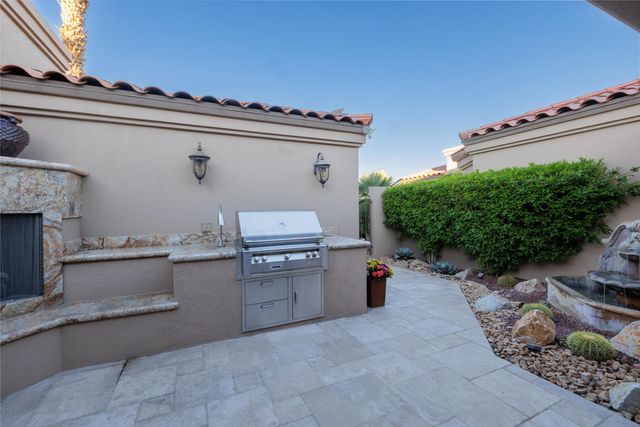 38348 Zinnia Lane E, Palm Desert, CA 92211