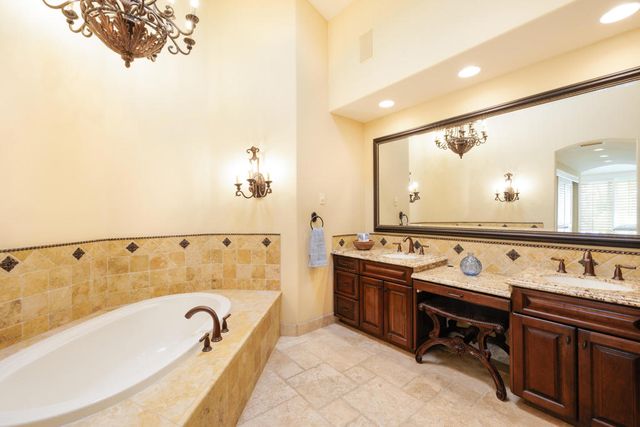 38348 Zinnia Lane E, Palm Desert, CA 92211