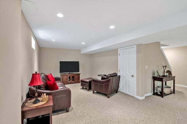 420 Old Bass River Rd, Dennis, MA 02660