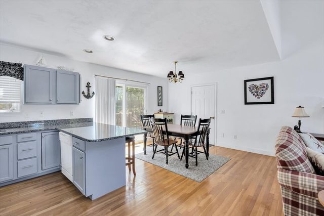 420 Old Bass River Rd, Dennis, MA 02660
