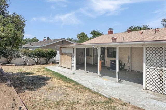 6972 Manhattan Drive, Riverside, CA 92506