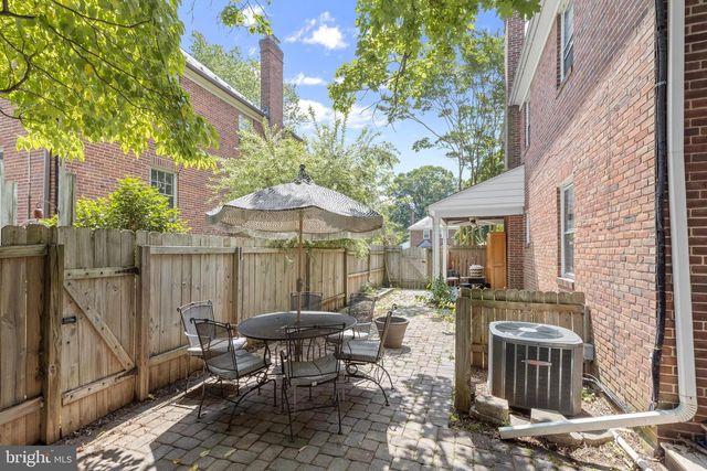 8 DUNKIRK RD, Baltimore, MD 21212