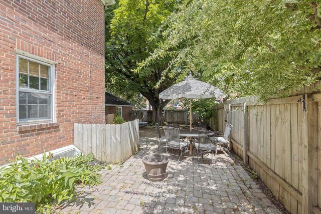 8 DUNKIRK RD, Baltimore, MD 21212