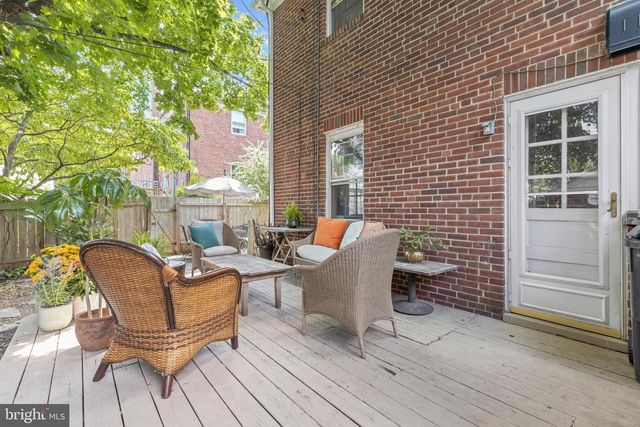 8 DUNKIRK RD, Baltimore, MD 21212