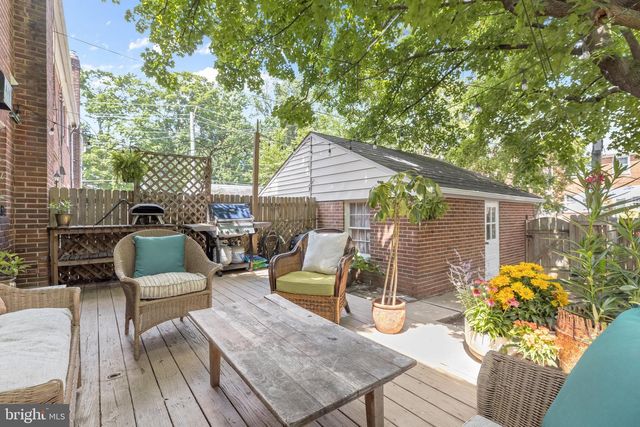 8 DUNKIRK RD, Baltimore, MD 21212