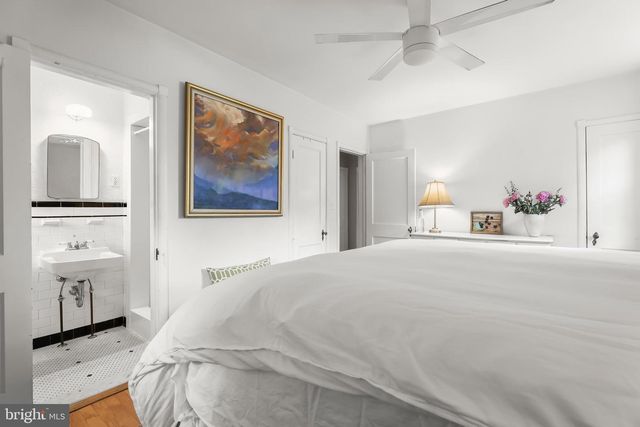 8 DUNKIRK RD, Baltimore, MD 21212