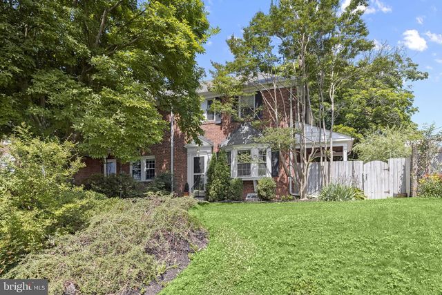 8 DUNKIRK RD, Baltimore, MD 21212