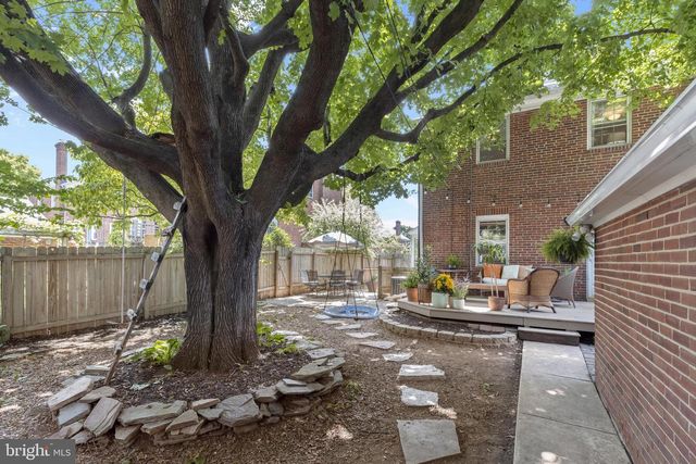 8 DUNKIRK RD, Baltimore, MD 21212