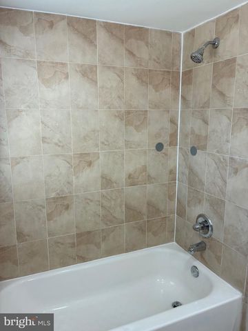 5402 LEBANON AVE, Philadelphia, PA 19131