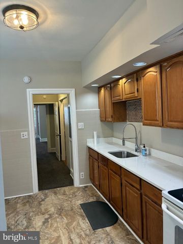 5402 LEBANON AVE, Philadelphia, PA 19131