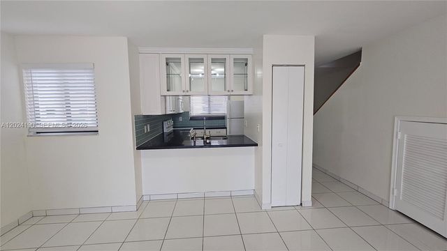 13404 SW 62nd St 110L, Miami, FL 33183