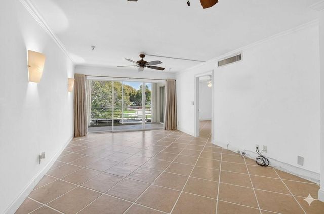 769 Jeffery Street 2-203, Boca Raton, FL 33487