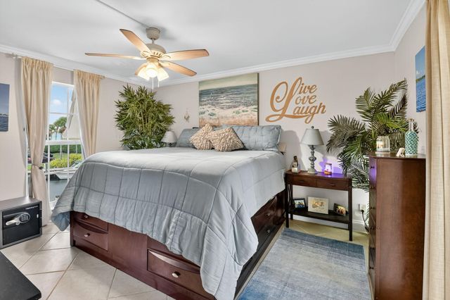 769 Jeffery Street 2-203, Boca Raton, FL 33487