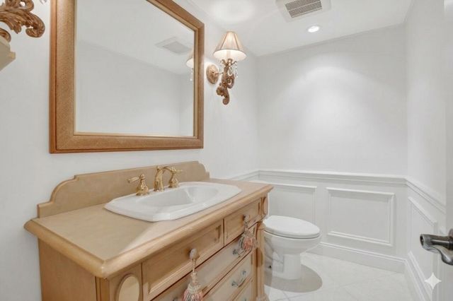 769 Jeffery Street 2-203, Boca Raton, FL 33487