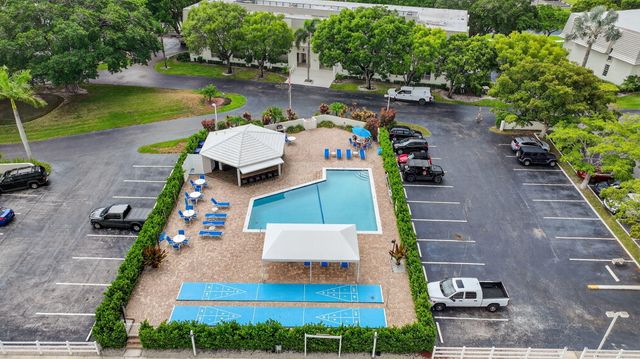 769 Jeffery Street 2-203, Boca Raton, FL 33487