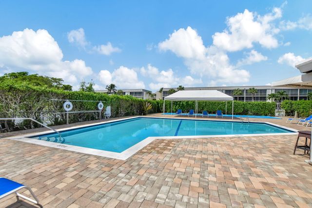 769 Jeffery Street 2-203, Boca Raton, FL 33487