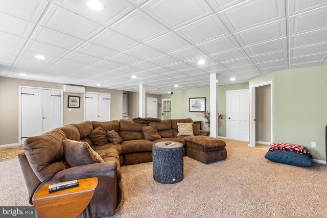2639 WESTOVER LN, Chester Springs, PA 19425