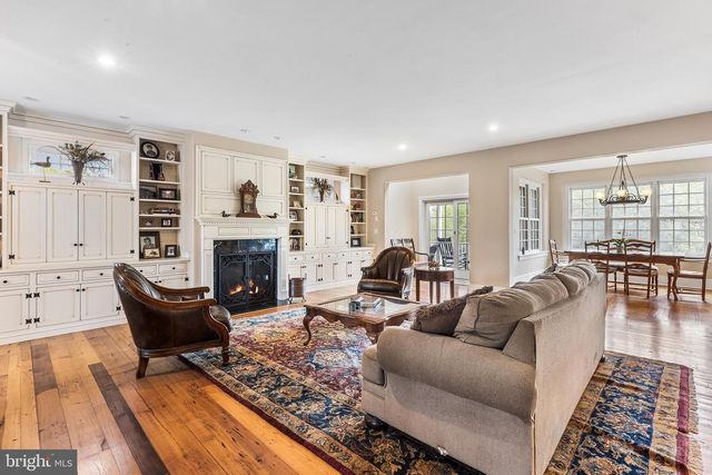 2639 WESTOVER LN, Chester Springs, PA 19425