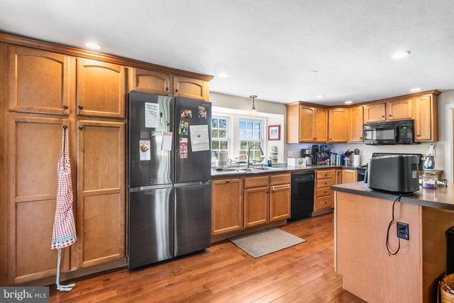 2639 WESTOVER LN, Chester Springs, PA 19425