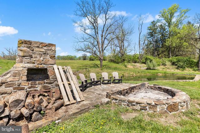 2639 WESTOVER LN, Chester Springs, PA 19425
