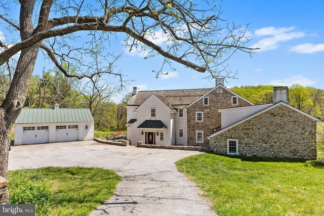 2639 WESTOVER LN, Chester Springs, PA 19425