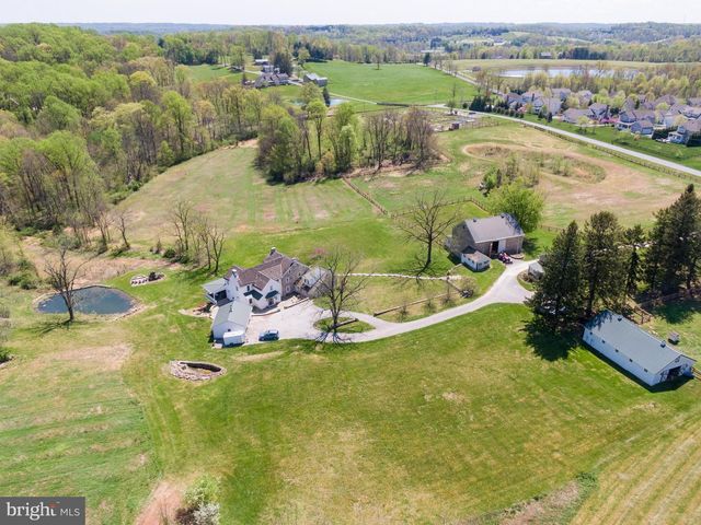 2639 WESTOVER LN, Chester Springs, PA 19425