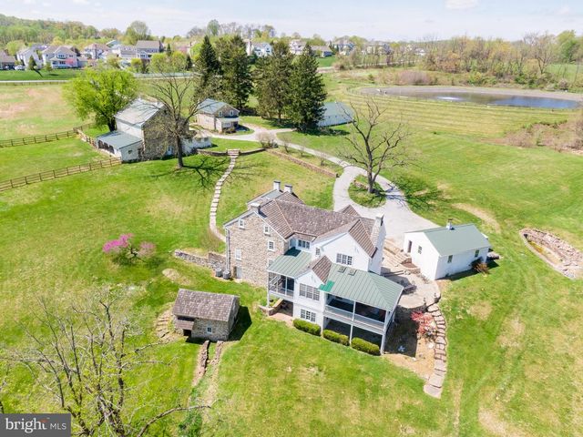 2639 WESTOVER LN, Chester Springs, PA 19425
