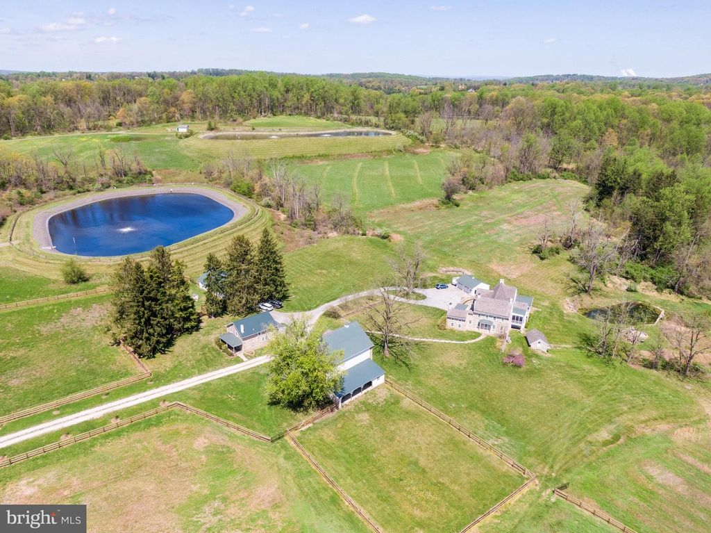2639 WESTOVER LN, Chester Springs, PA 19425