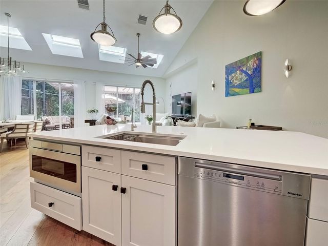 5026 HANGING MOSS LANE, Sarasota, FL 34238