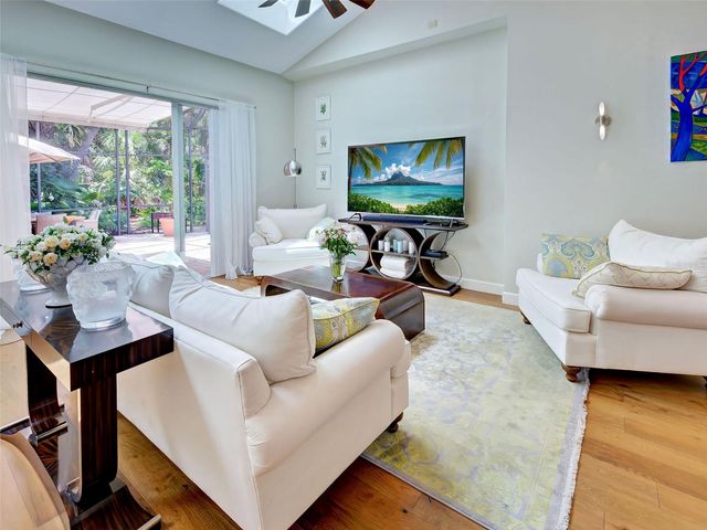 5026 HANGING MOSS LANE, Sarasota, FL 34238