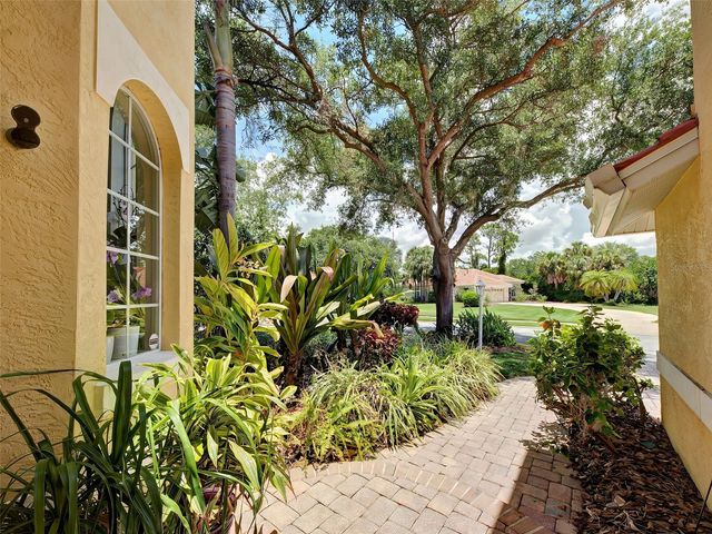 5026 HANGING MOSS LANE, Sarasota, FL 34238