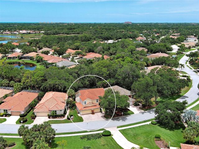 5026 HANGING MOSS LANE, Sarasota, FL 34238