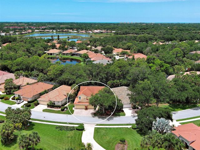 5026 HANGING MOSS LANE, Sarasota, FL 34238