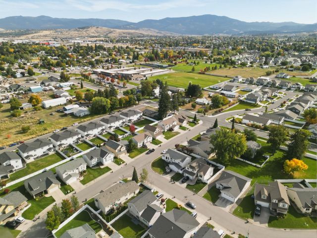1610 N Corbin Ln, Spokane Valley, WA 99016