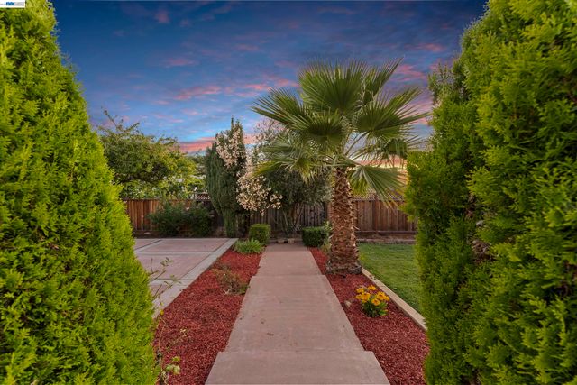 5333 Creek Est, San Jose, CA 95135