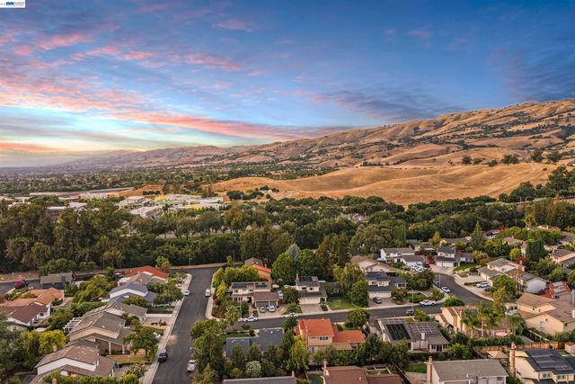 5333 Creek Est, San Jose, CA 95135