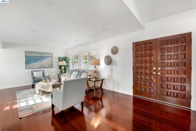 5333 Creek Est, San Jose, CA 95135