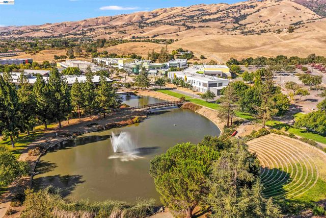 5333 Creek Est, San Jose, CA 95135