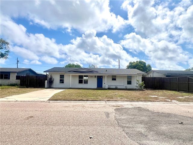 3025 Bimini Dr, Corpus Christi, TX 78418